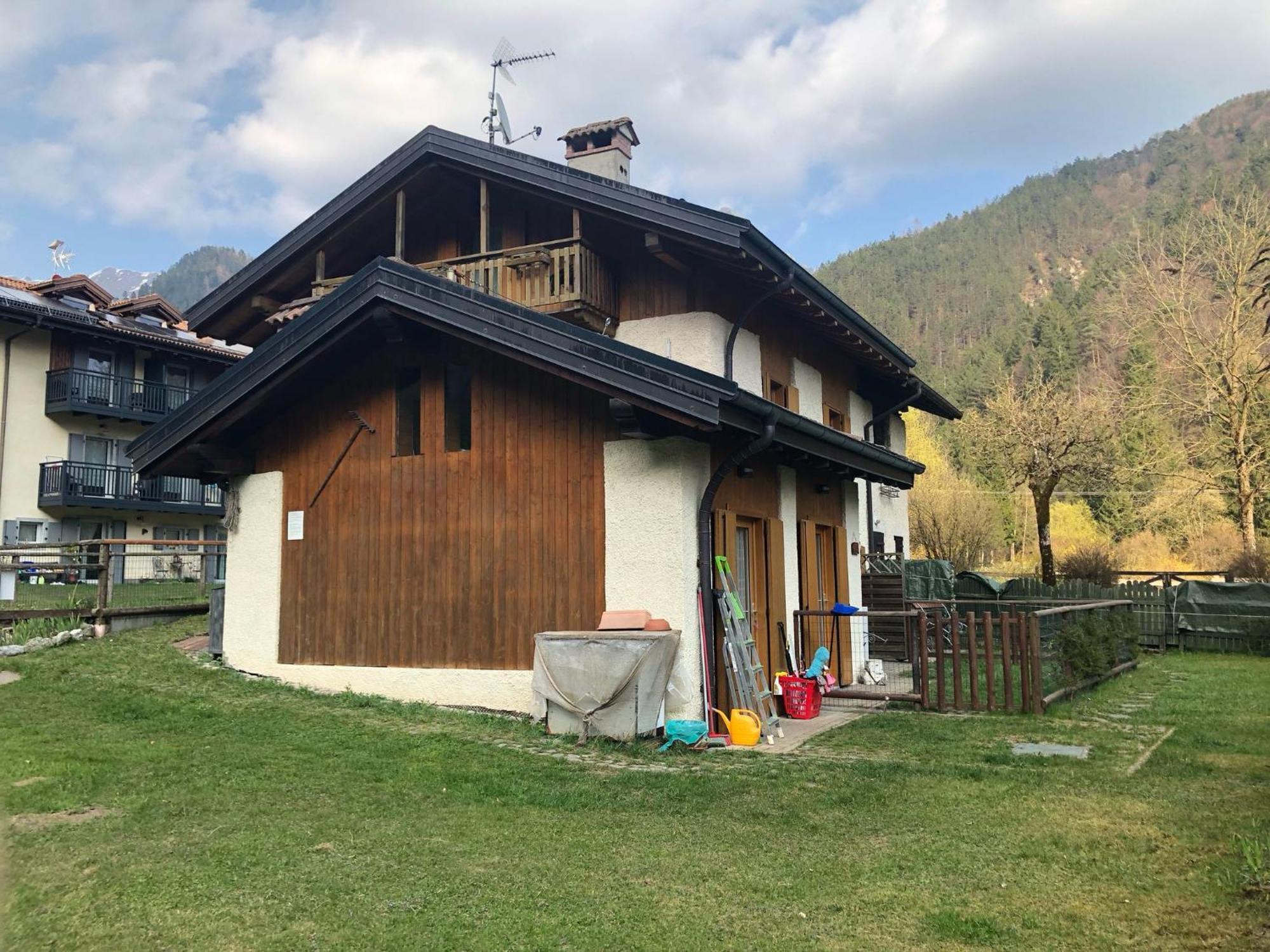 Chalet Verde Lenzumo di Concei Bagian luar foto