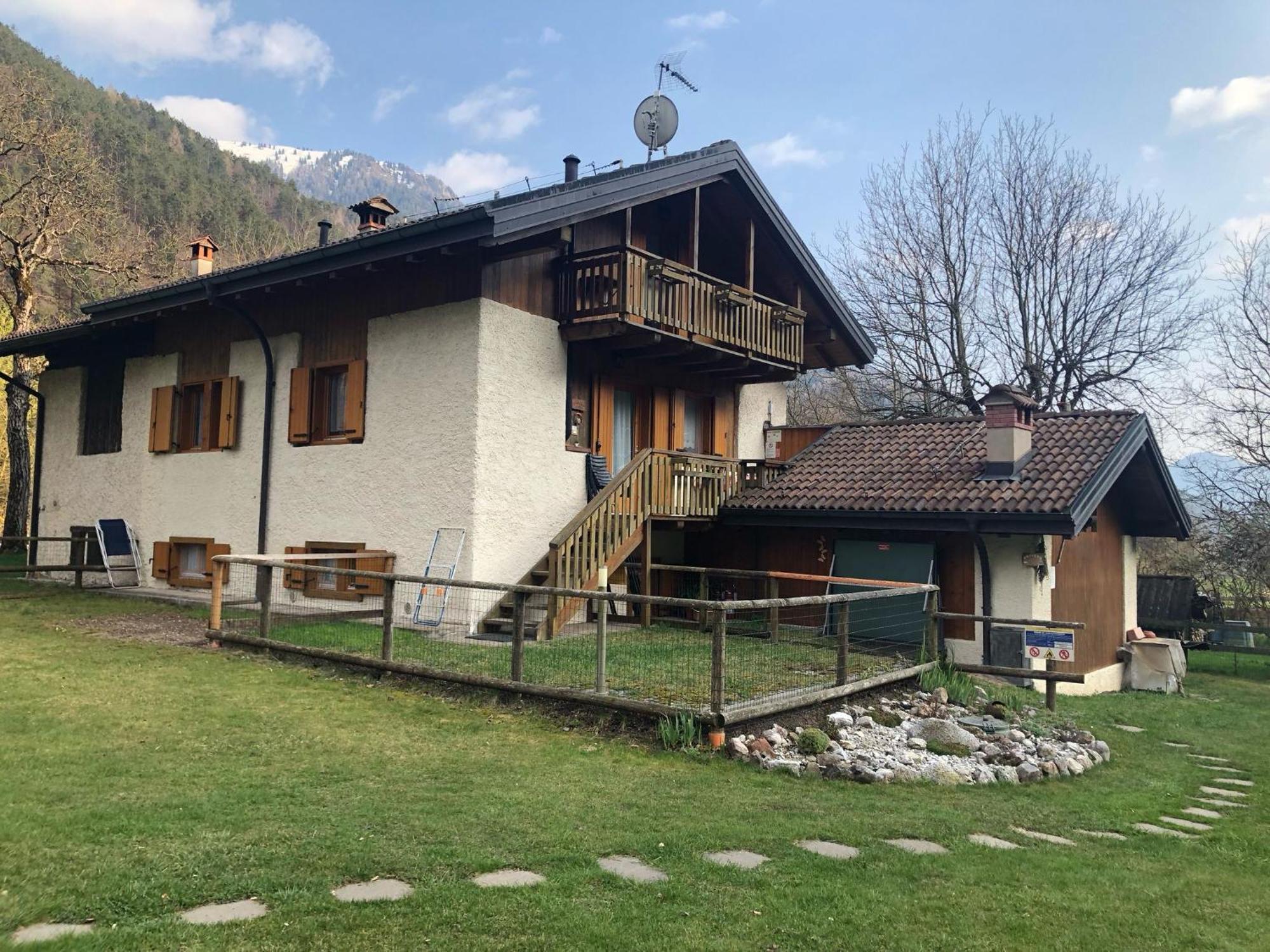 Chalet Verde Lenzumo di Concei Bagian luar foto