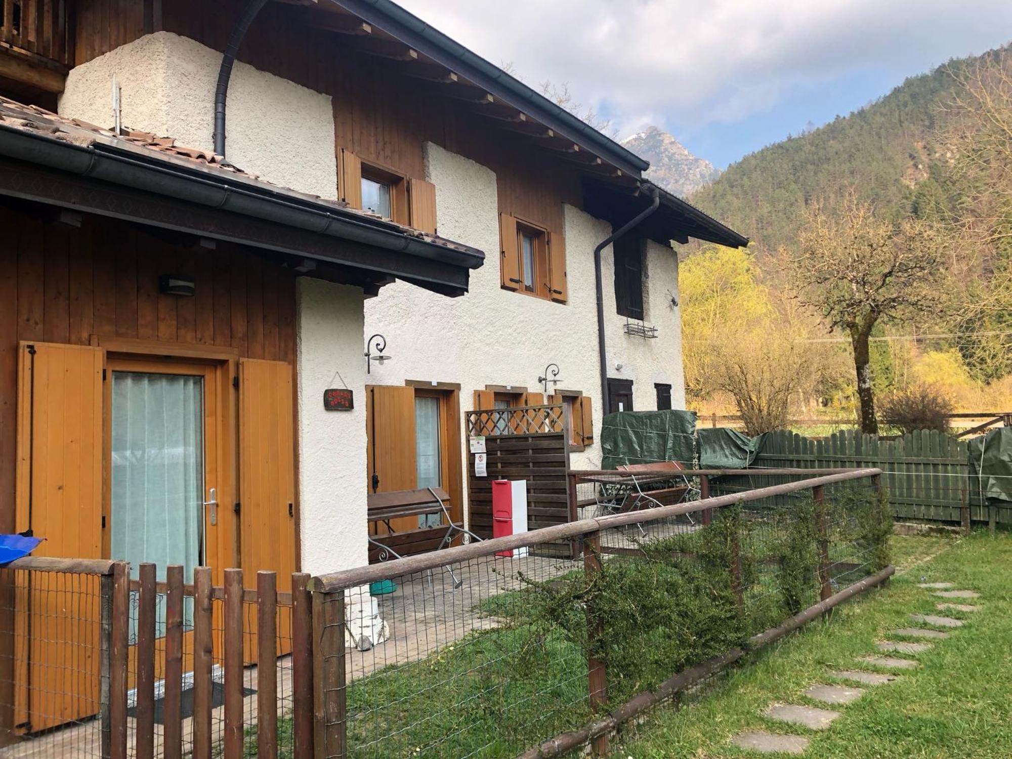 Chalet Verde Lenzumo di Concei Bagian luar foto